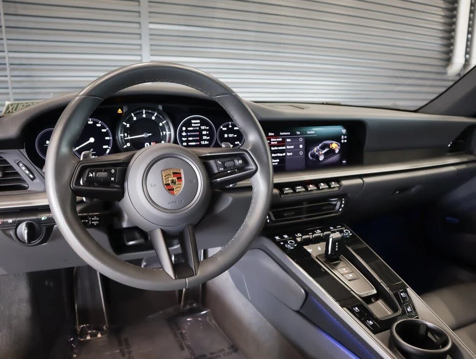 2022 Porsche 992 Carrera - Image 12 of 31