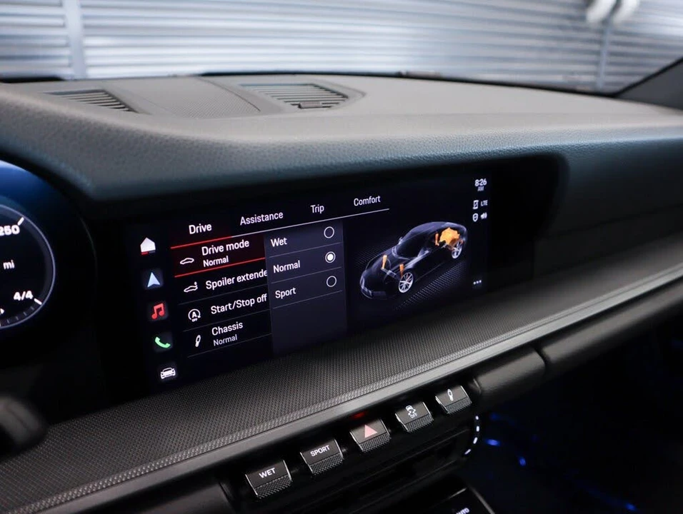 2022 Porsche 992 Carrera - Image 19 of 31