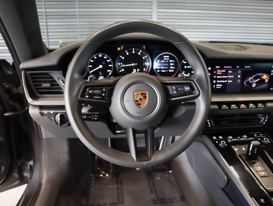 2022 Porsche 992 Carrera - Image 13 of 31