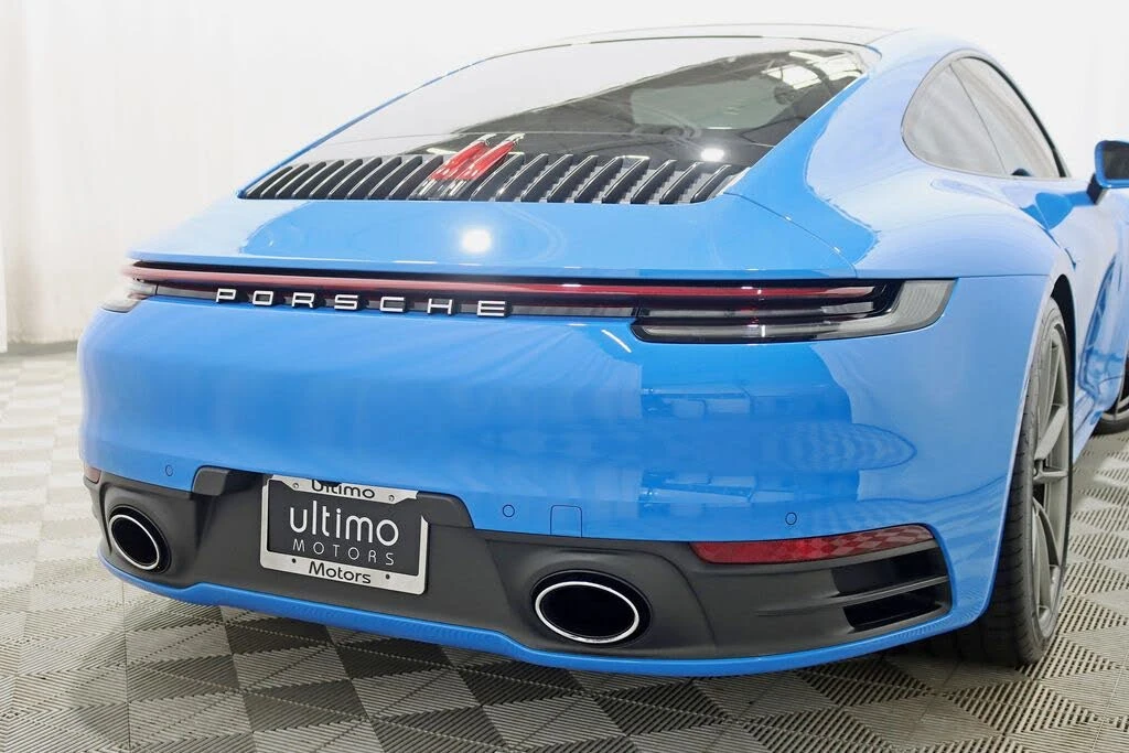 2022 Porsche 992 Carrera - Image 12 of 31