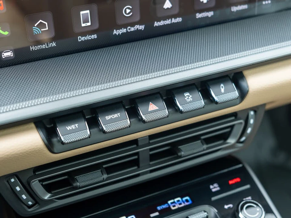 2022 Porsche 992 Carrera - Image 29 of 31