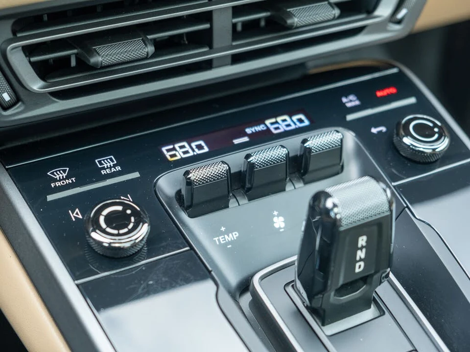 2022 Porsche 992 Carrera - Image 31 of 31