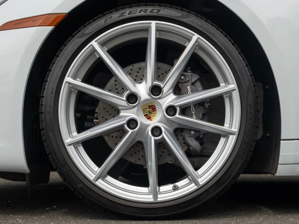 2022 Porsche 992 Carrera - Image 12 of 31