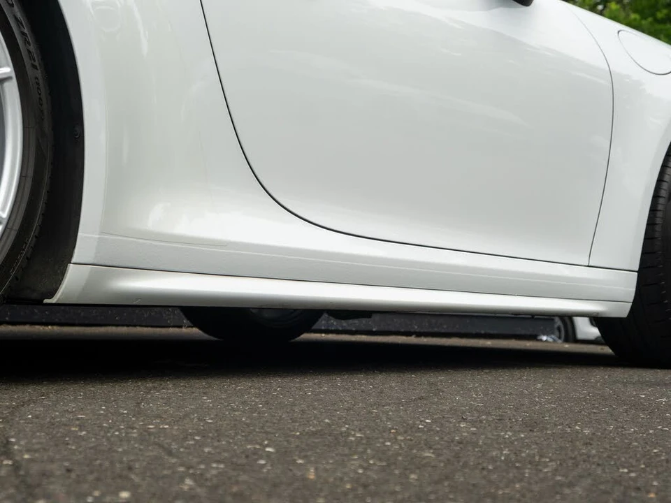 2022 Porsche 992 Carrera - Image 20 of 31