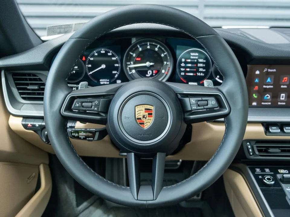 2022 Porsche 992 Carrera - Image 21 of 31