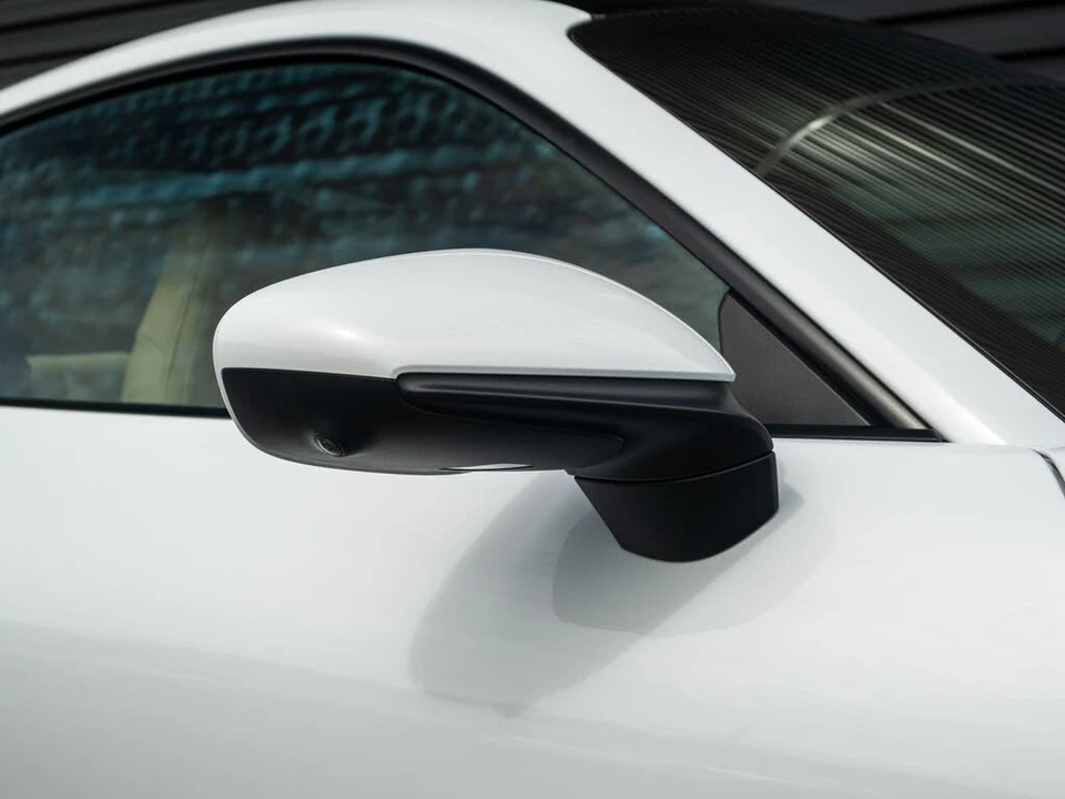 2022 Porsche 992 Carrera - Image 17 of 31