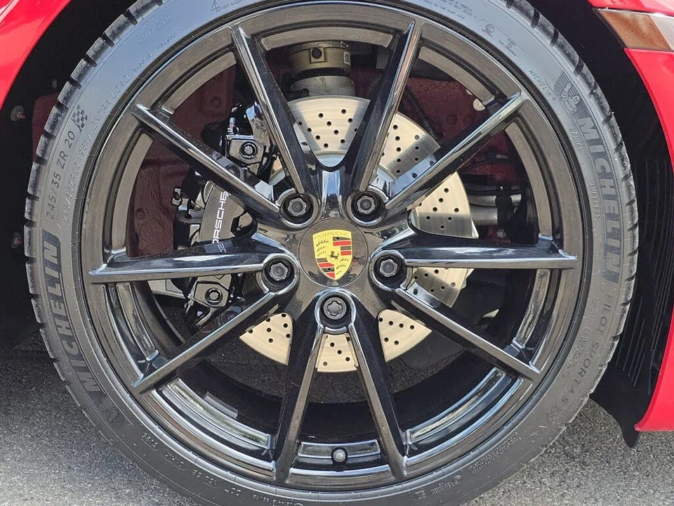2022 Porsche 992 Carrera - Image 12 of 28