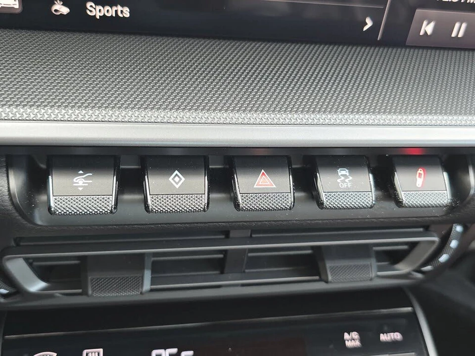 2022 Porsche 992 Carrera - Image 27 of 28