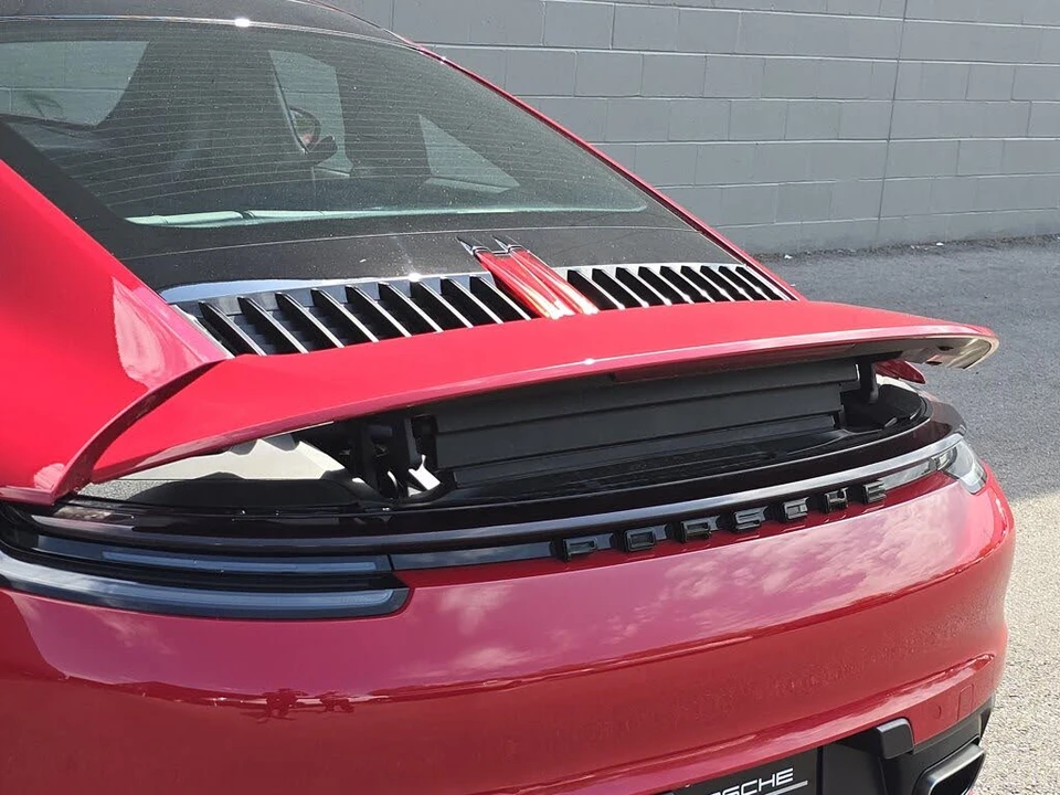 2022 Porsche 992 Carrera - Image 11 of 28