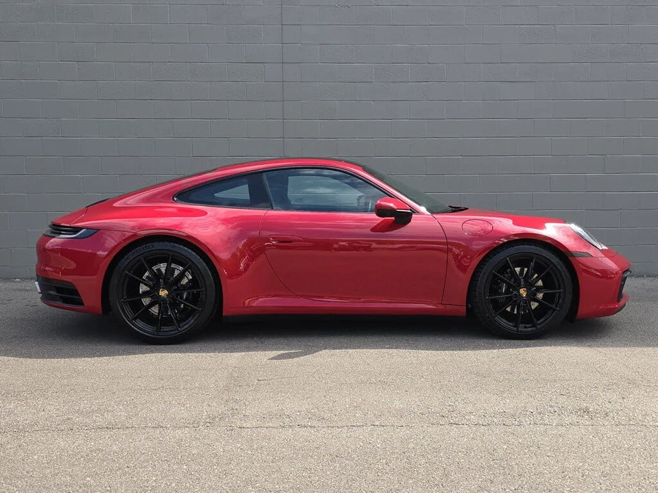 2022 Porsche 992 Carrera - Image 10 of 28