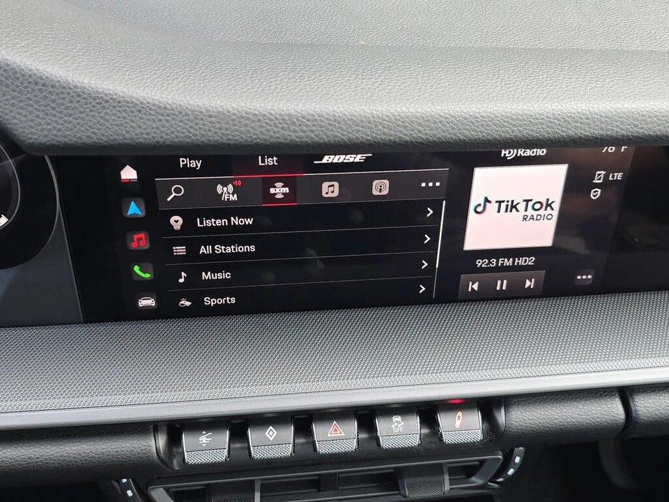 2022 Porsche 992 Carrera - Image 18 of 28