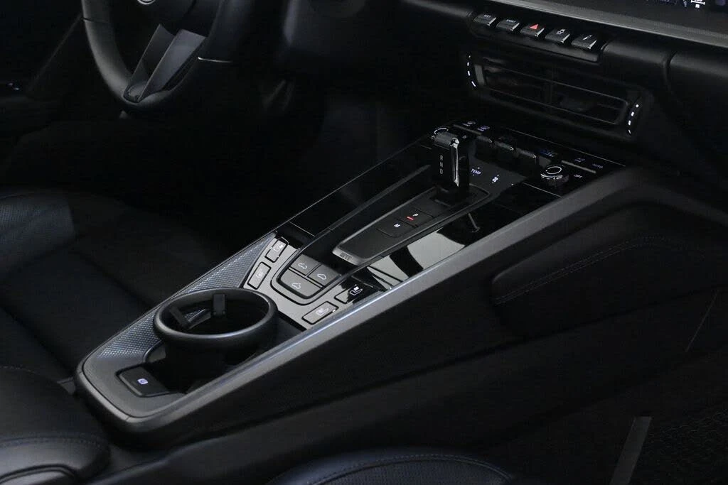 2022 Porsche 992 Carrera - Image 21 of 27