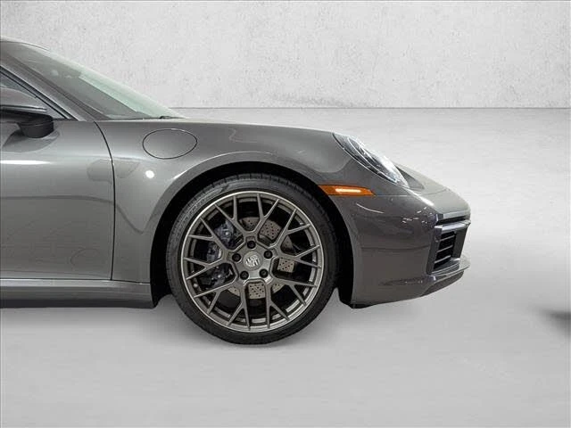 2022 Porsche 992 Carrera - Image 11 of 26