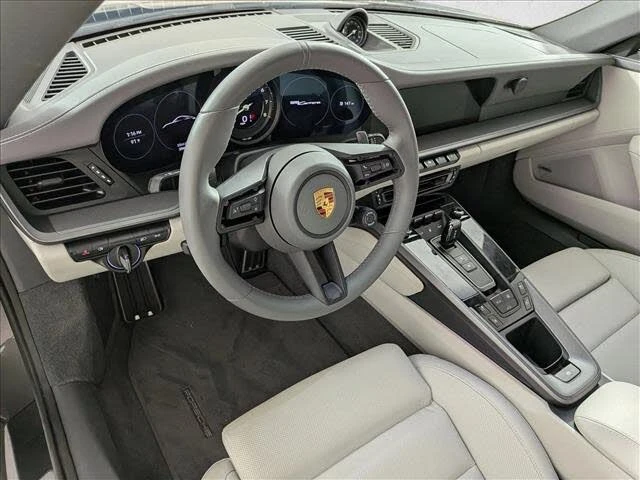 2022 Porsche 992 Carrera - Image 4 of 26