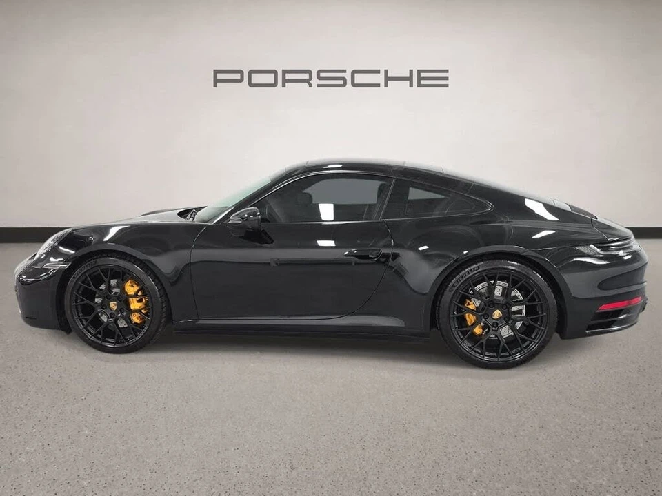 2022 Porsche 992 Carrera - Image 2 of 31