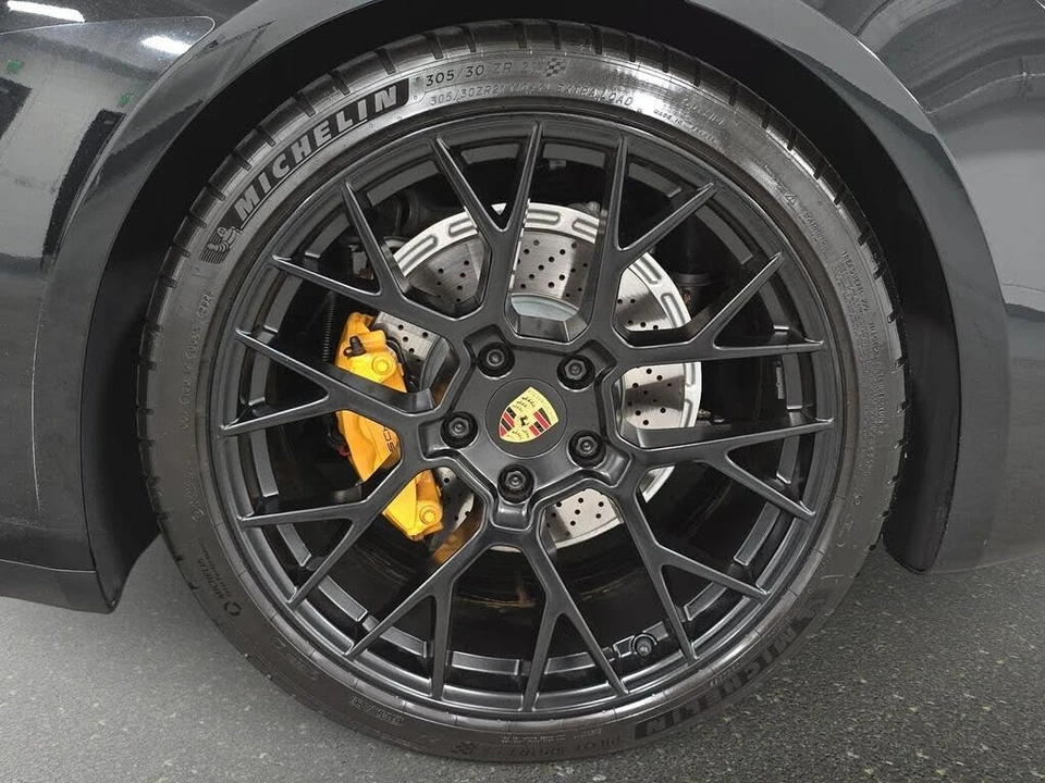2022 Porsche 992 Carrera - Image 28 of 31