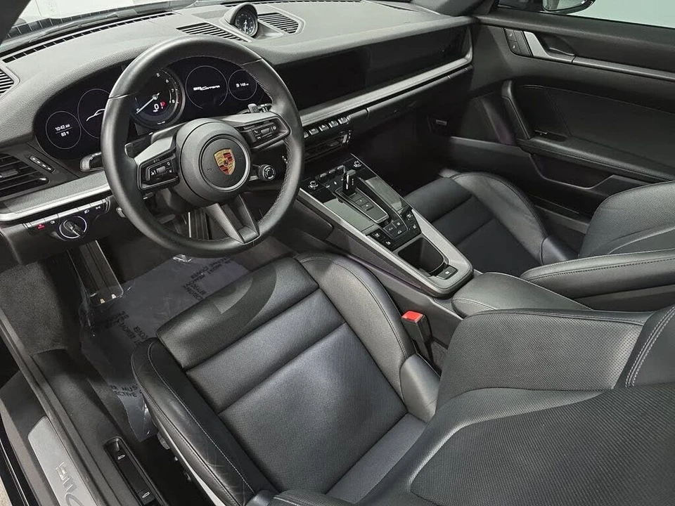 2022 Porsche 992 Carrera - Image 4 of 31