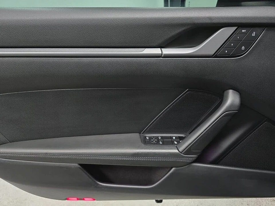 2022 Porsche 992 Carrera - Image 23 of 31
