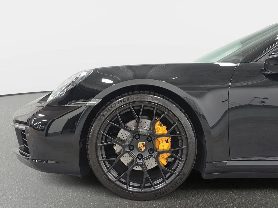 2022 Porsche 992 Carrera - Image 10 of 31