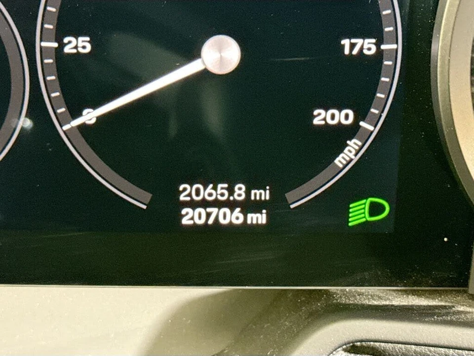 2022 Porsche 992 Carrera - Image 14 of 30