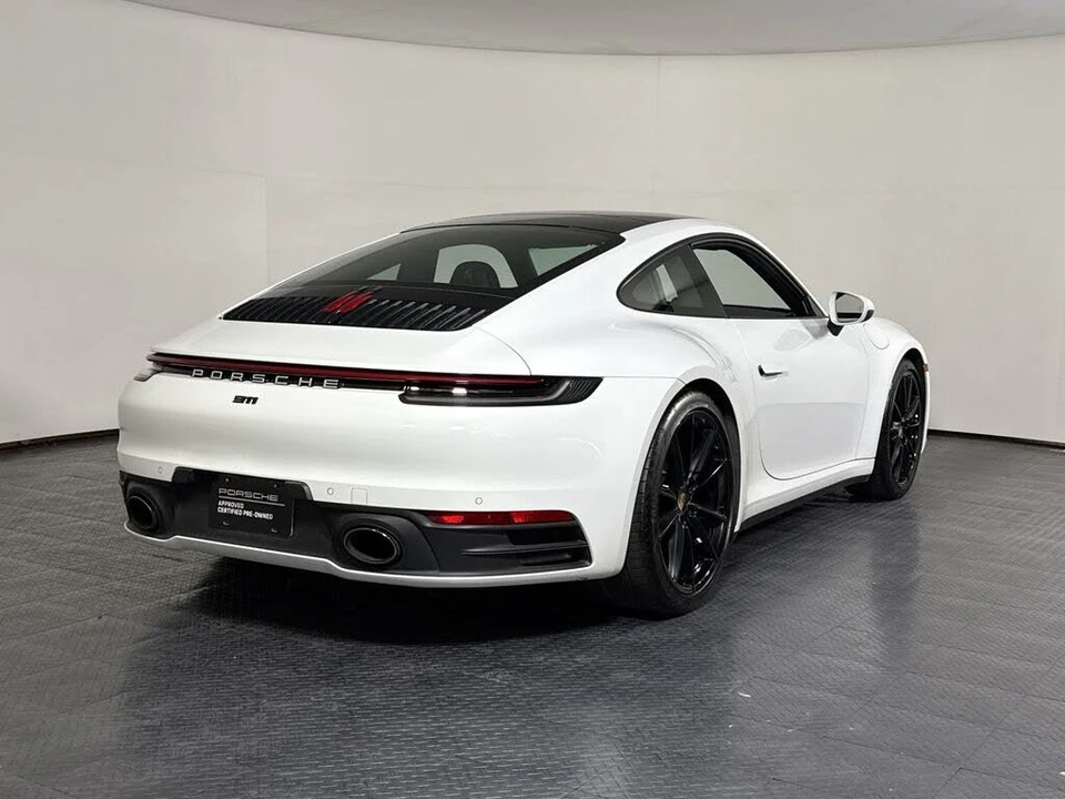 2022 Porsche 992 Carrera - Image 7 of 30