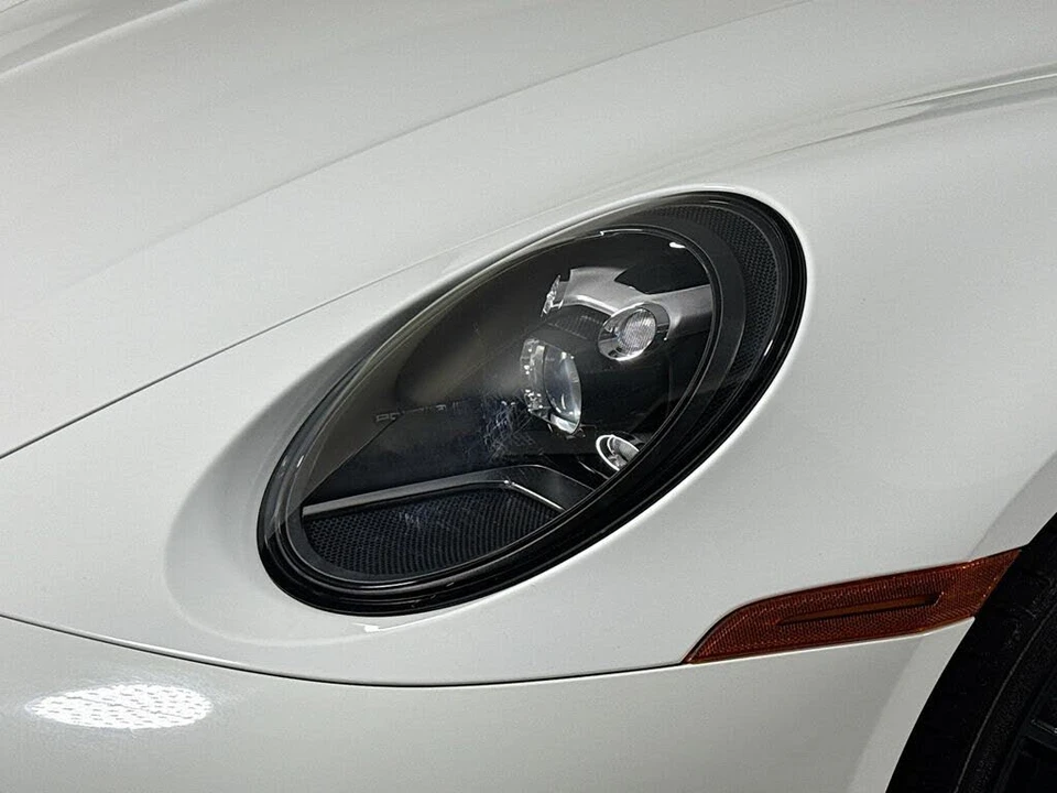 2022 Porsche 992 Carrera - Image 26 of 30