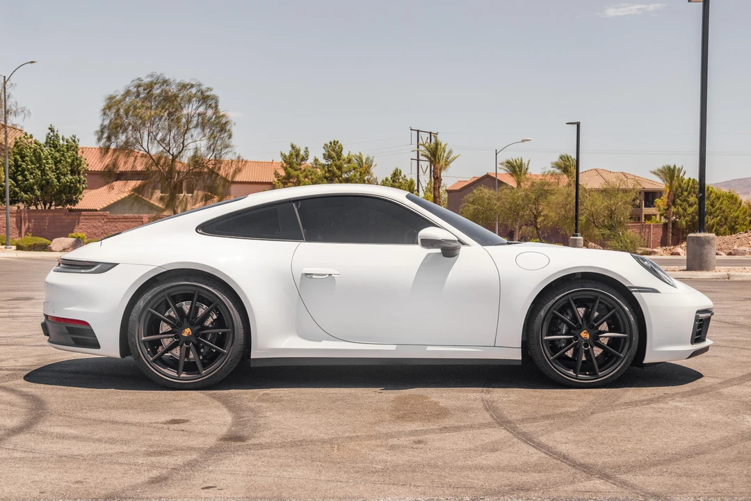 2022 Porsche 992 Carrera - Image 8 of 13