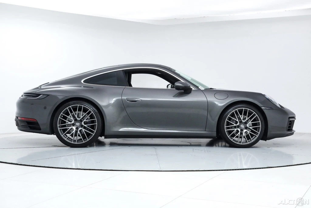 2022 Porsche 992 Carrera - Image 6 of 21