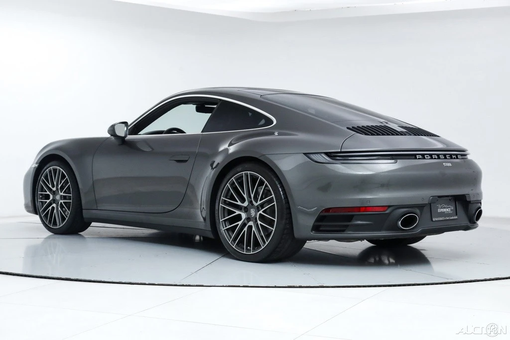 2022 Porsche 992 Carrera - Image 3 of 21