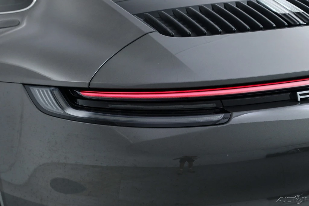 2022 Porsche 992 Carrera - Image 13 of 21