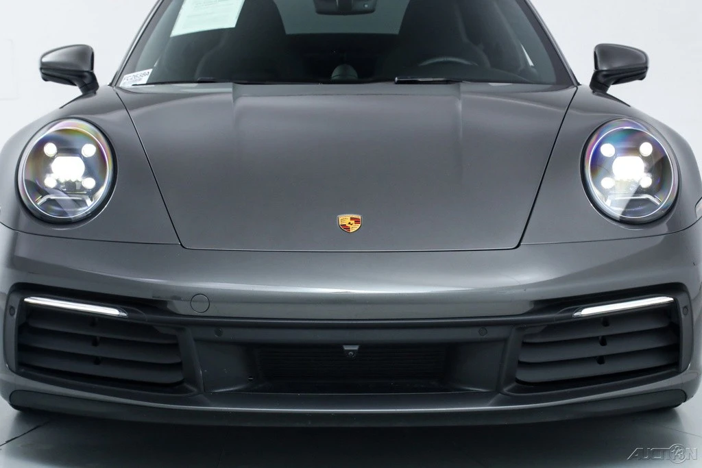 2022 Porsche 992 Carrera - Image 9 of 21