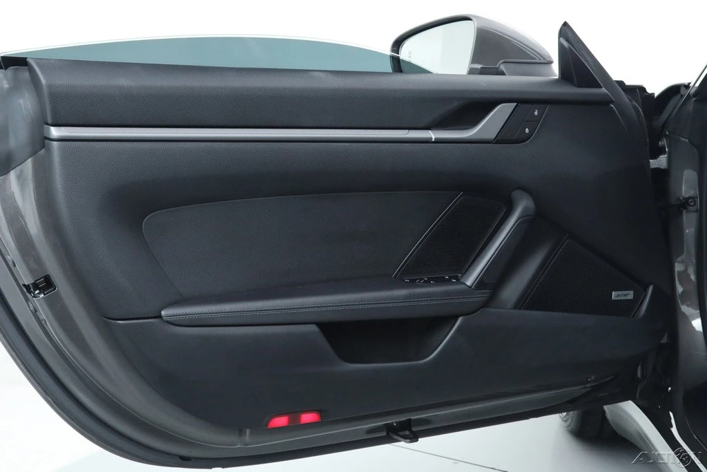 2022 Porsche 992 Carrera - Image 20 of 21