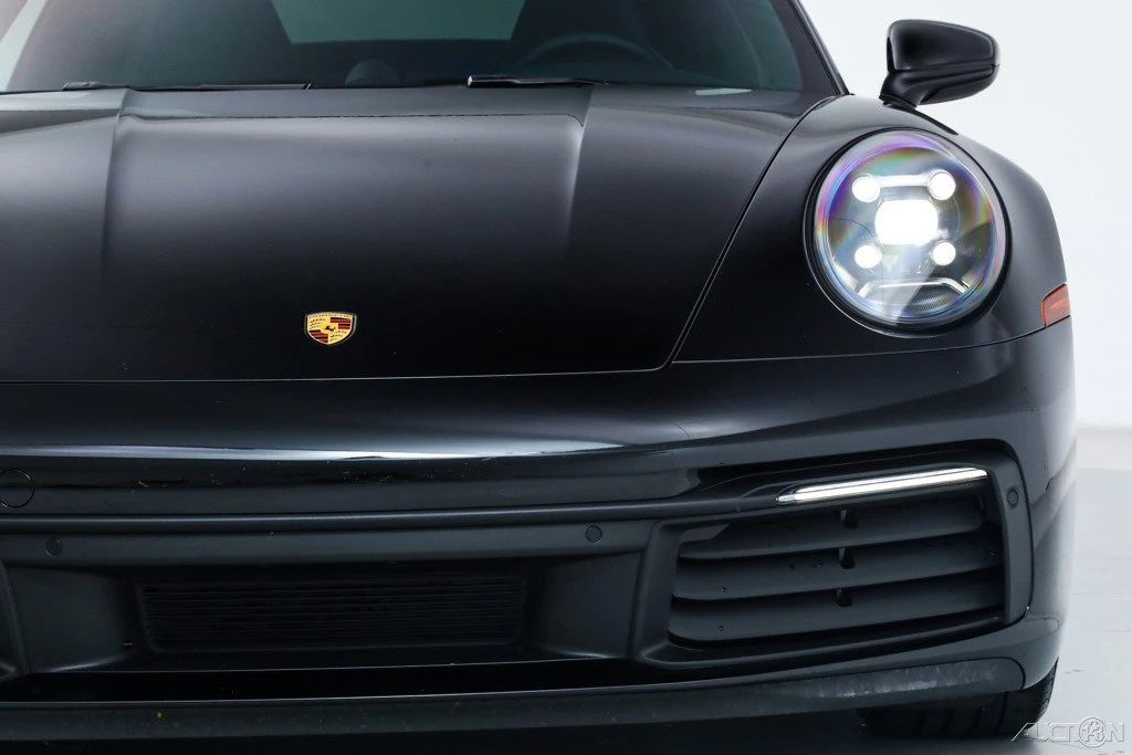 2022 Porsche 992 Carrera - Image 10 of 21