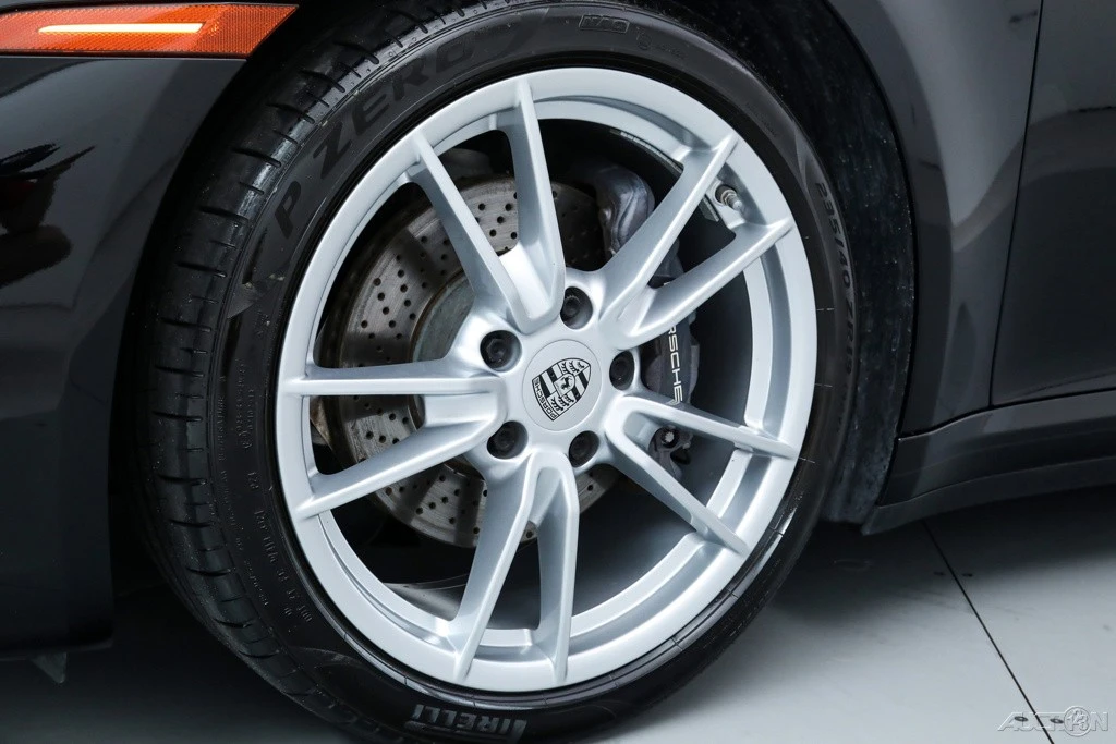 2022 Porsche 992 Carrera - Image 12 of 21
