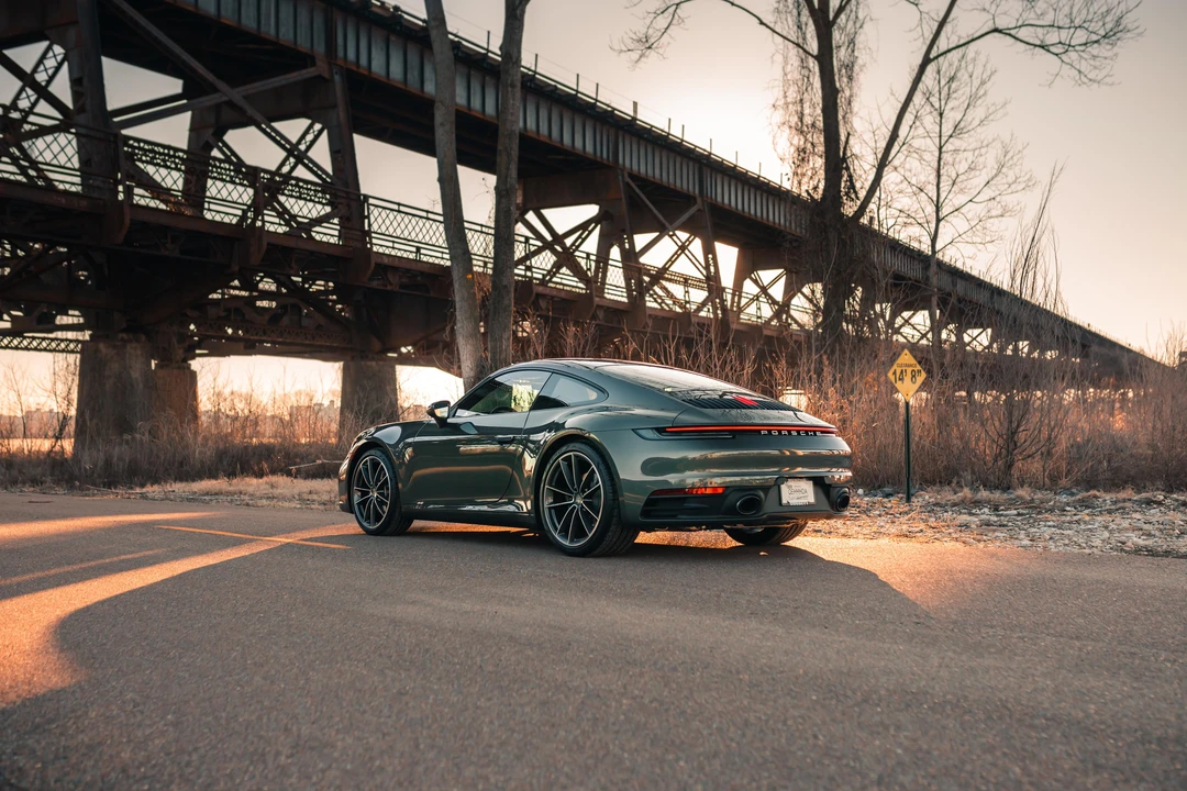 2022 Porsche 992 Carrera - Image 16 of 31