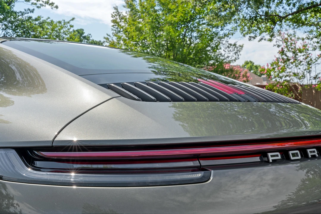 2022 Porsche 992 Carrera - Image 28 of 31