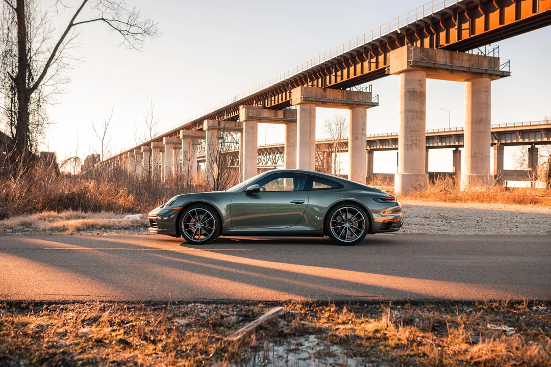 2022 Porsche 992 Carrera - Image 14 of 31