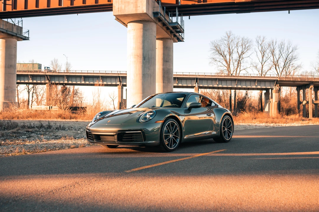2022 Porsche 992 Carrera - Image 12 of 31
