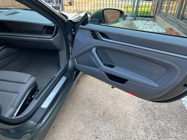 2022 Porsche 992 Carrera - Image 12 of 21