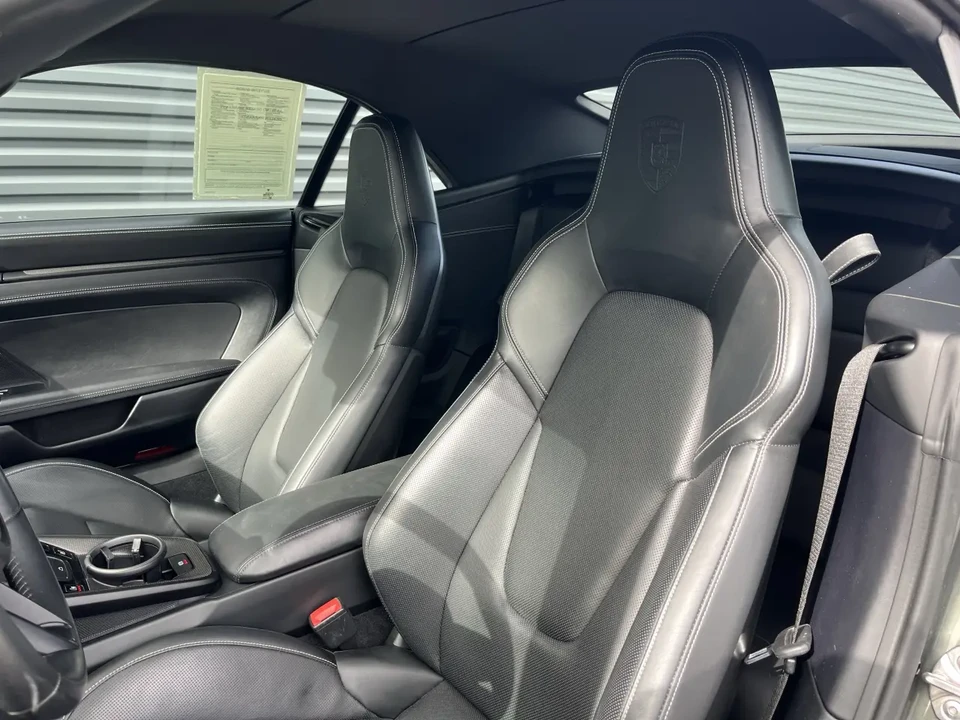 2022 Porsche 992 Carrera GTS - Image 5 of 8