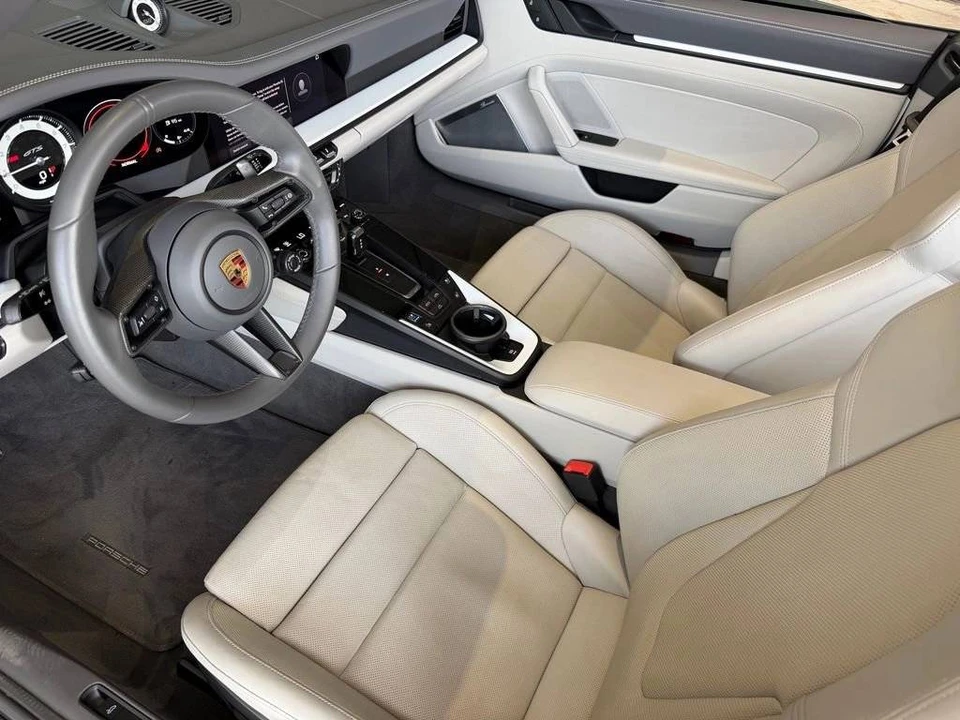 2022 Porsche 992 Carrera GTS - Image 4 of 5