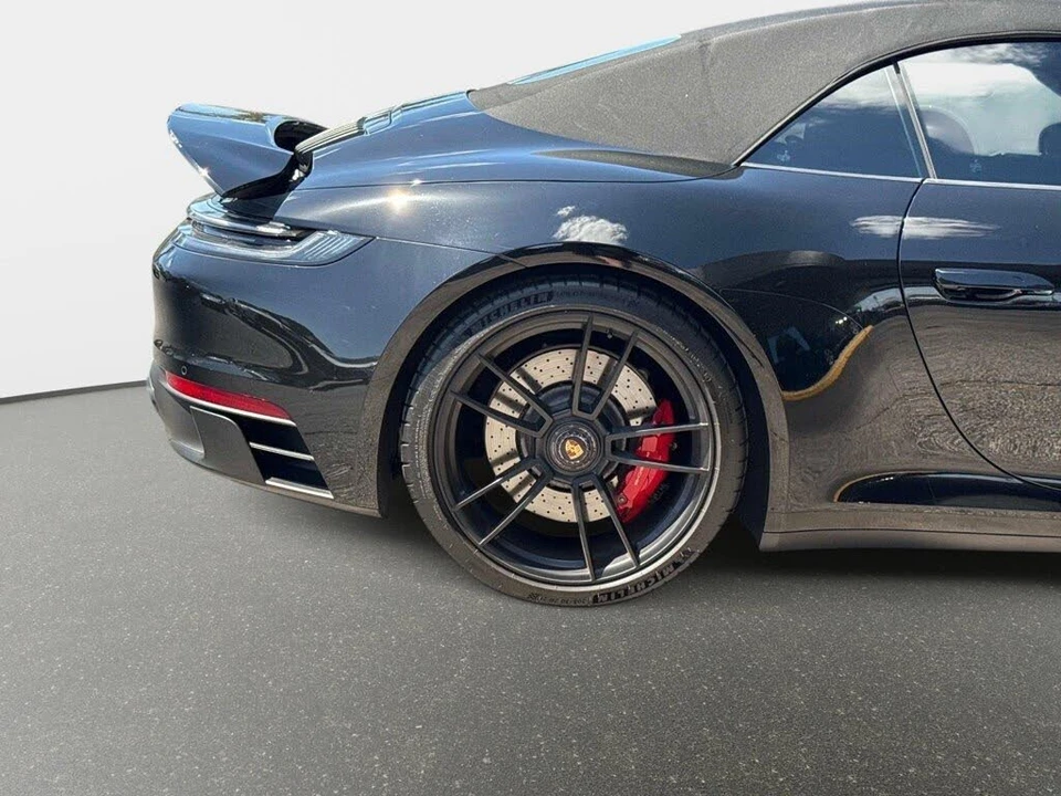 2022 Porsche 992 Carrera GTS - Image 22 of 31