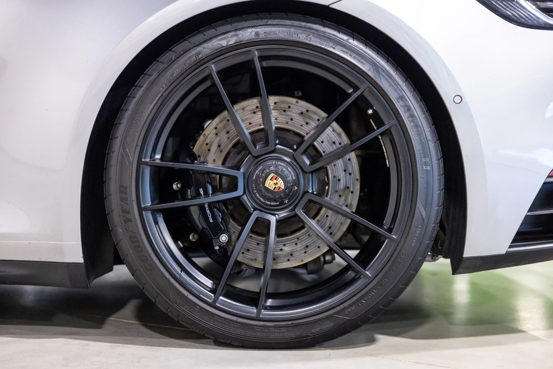 2022 Porsche 992 Carrera GTS - Image 16 of 31