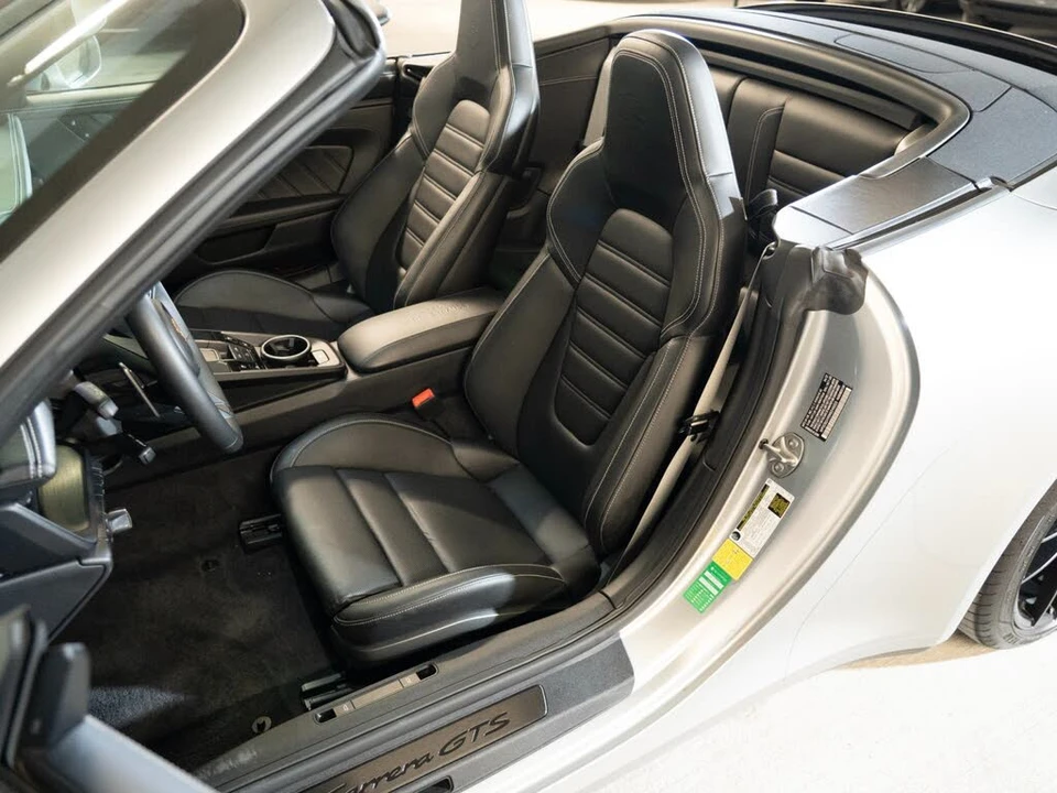2022 Porsche 992 Carrera GTS - Image 5 of 27