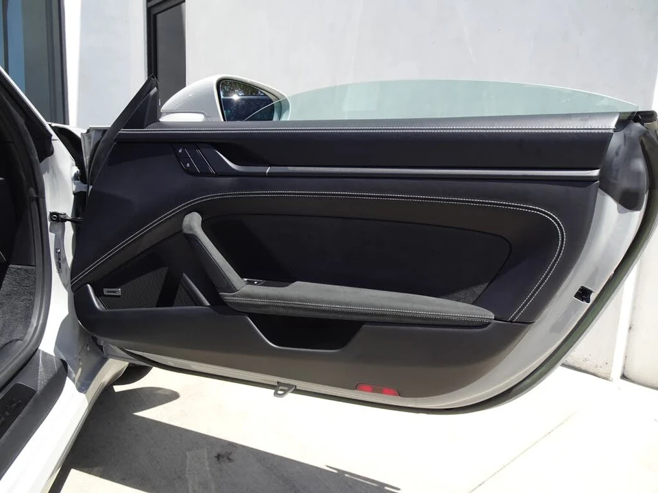 2022 Porsche 992 Carrera GTS - Image 20 of 25