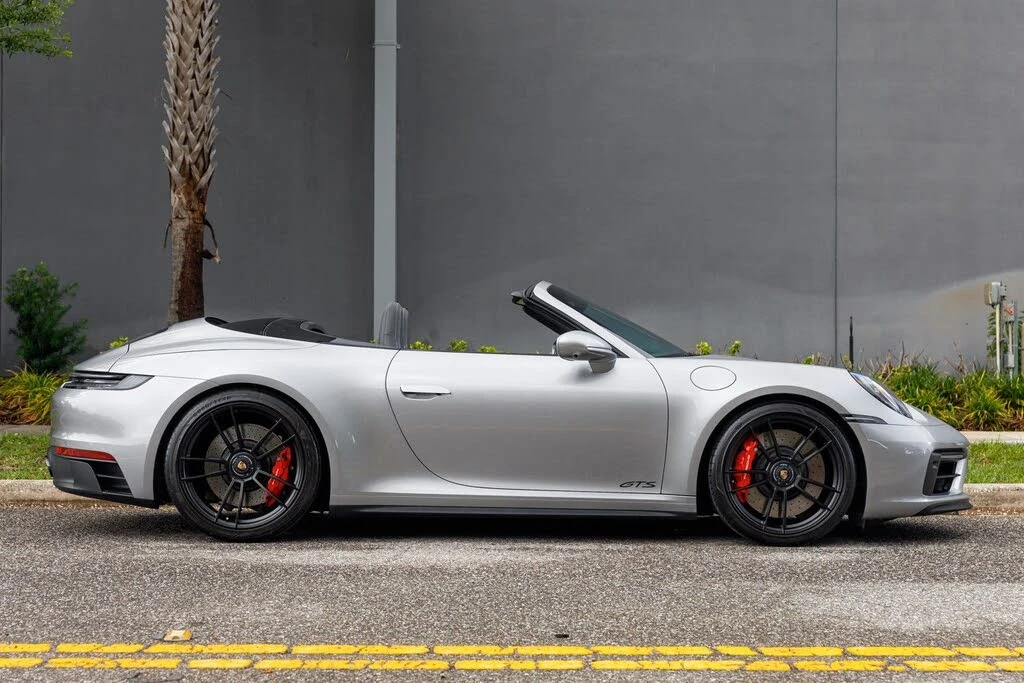 2022 Porsche 992 Carrera GTS - Image 11 of 31