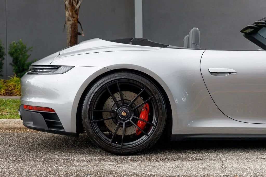 2022 Porsche 992 Carrera GTS - Image 17 of 31