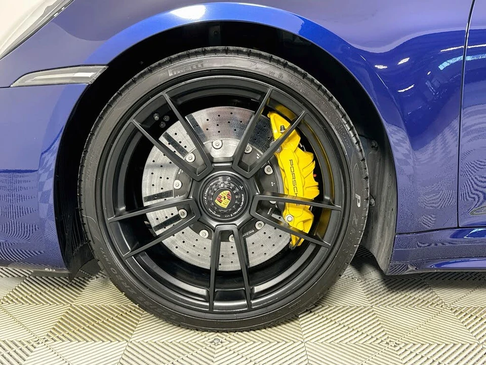 2022 Porsche 992 Carrera GTS - Image 9 of 28
