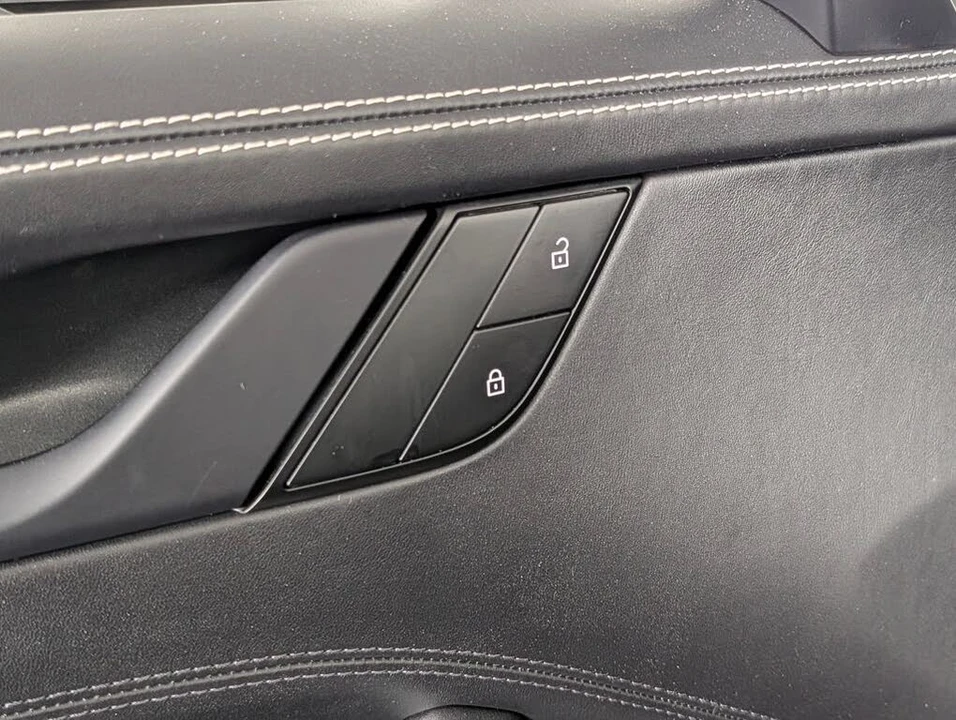 2022 Porsche 992 Carrera GTS - Image 25 of 31