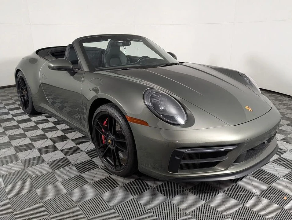 2022 Porsche 992 Carrera GTS - Image 9 of 31